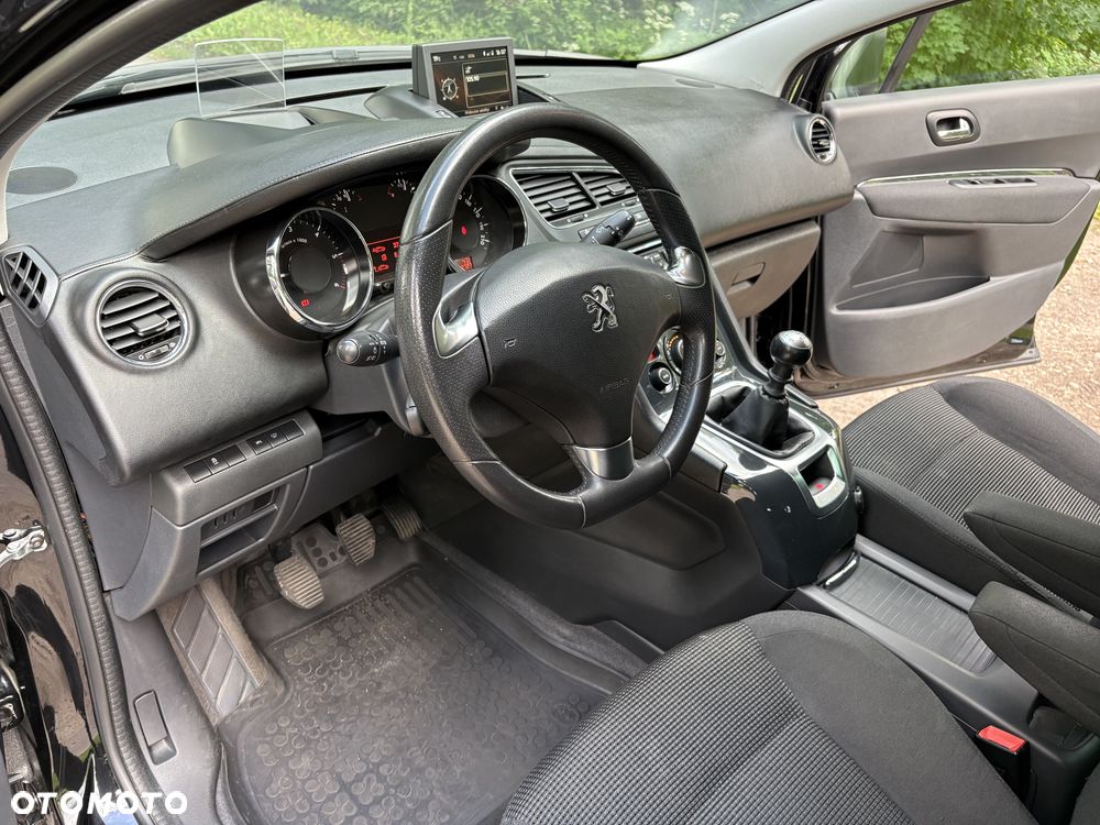 Peugeot 5008 1.6 BlueHDi Style 7os - 11