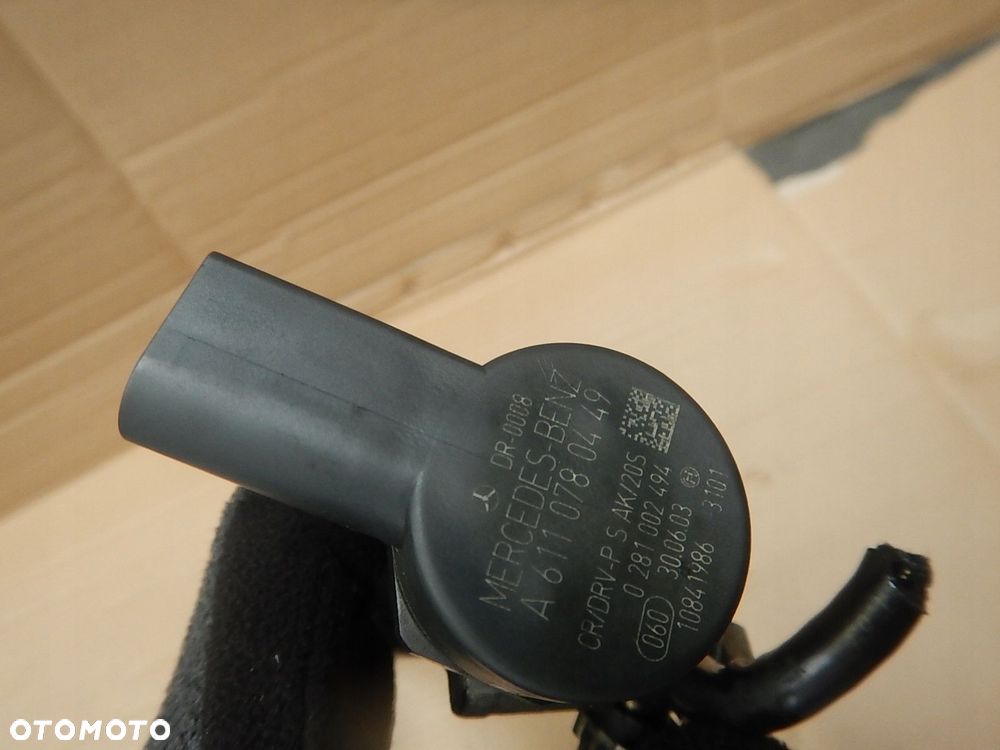 listwa wtryskowa + czujnik mecedes w203 2.2 cdi - 8