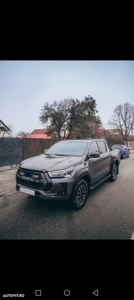 Toyota Hilux 2.8D 204CP 4x4 Double Cab AT GR Sport II - 3