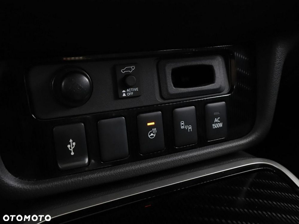 Mitsubishi Outlander 2.4 4WD Top - 28