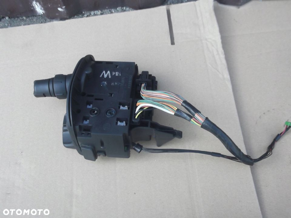 SCENIC II PRZEŁĄCZNIK WŁĄCZNIK WYCIERACZEK EUROPA - 2