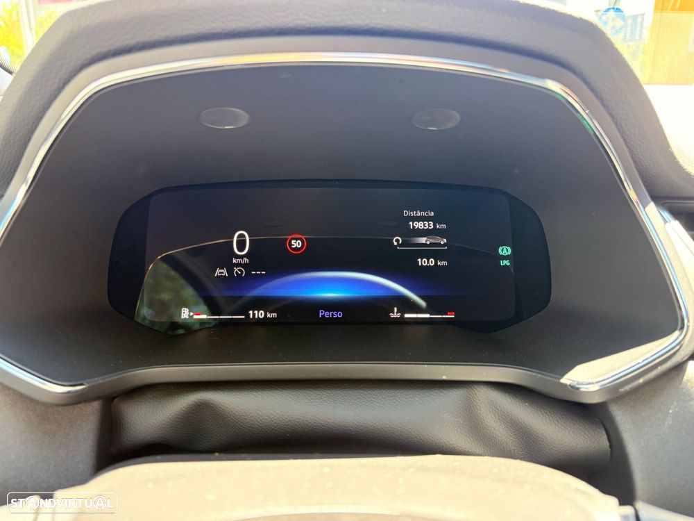 Renault Captur 1.0 TCe Techno Bi-Fuel - 24