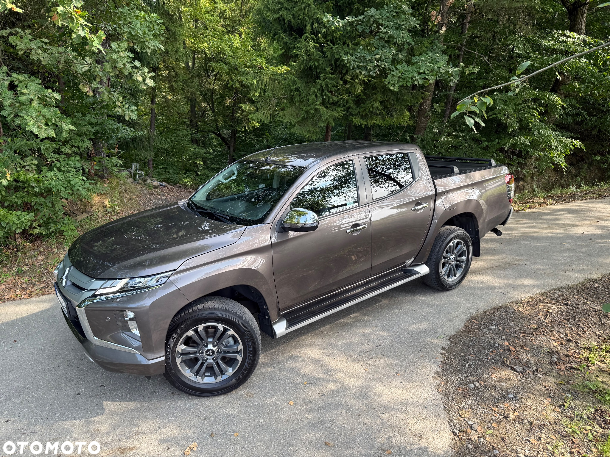 Mitsubishi L200 2.2 d DC Instyle Plus - 14