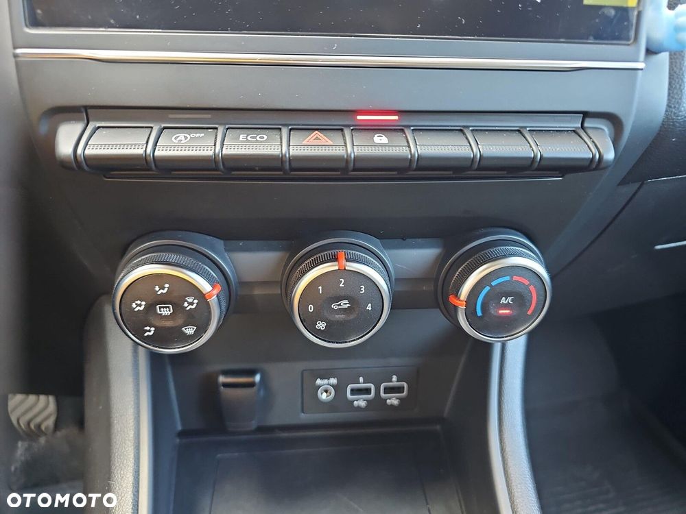 Renault Captur - 23