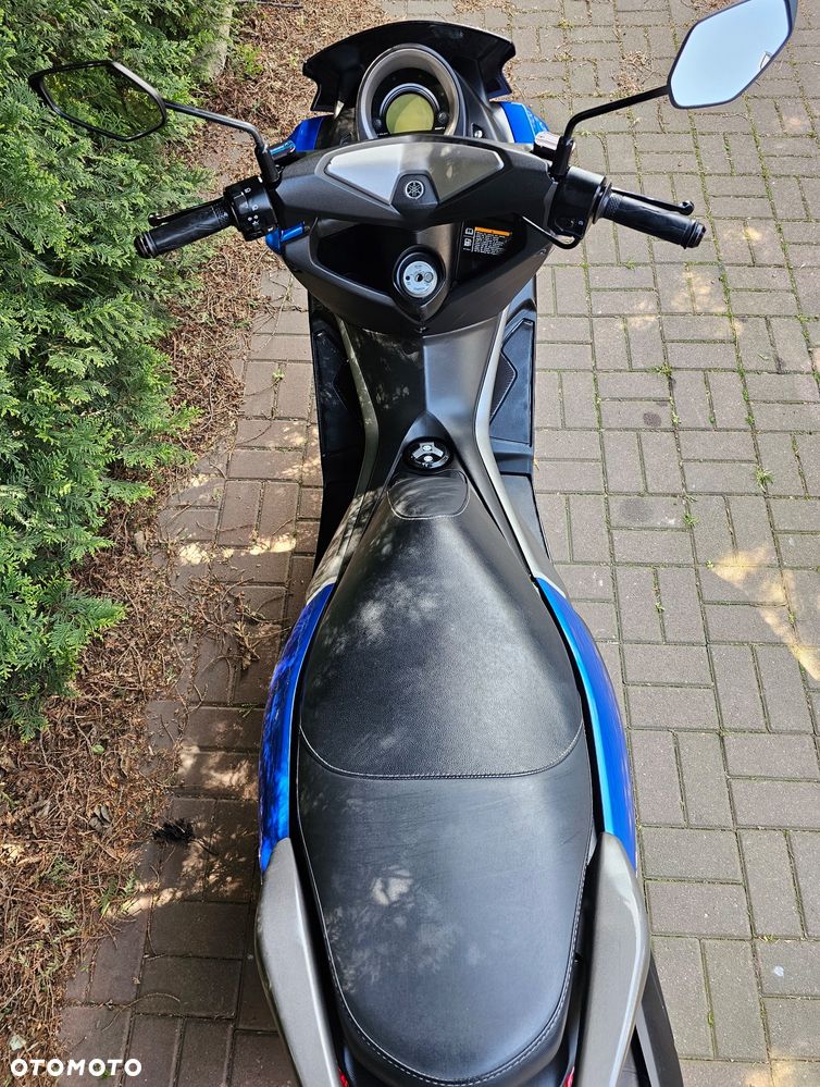 Yamaha NMAX - 6