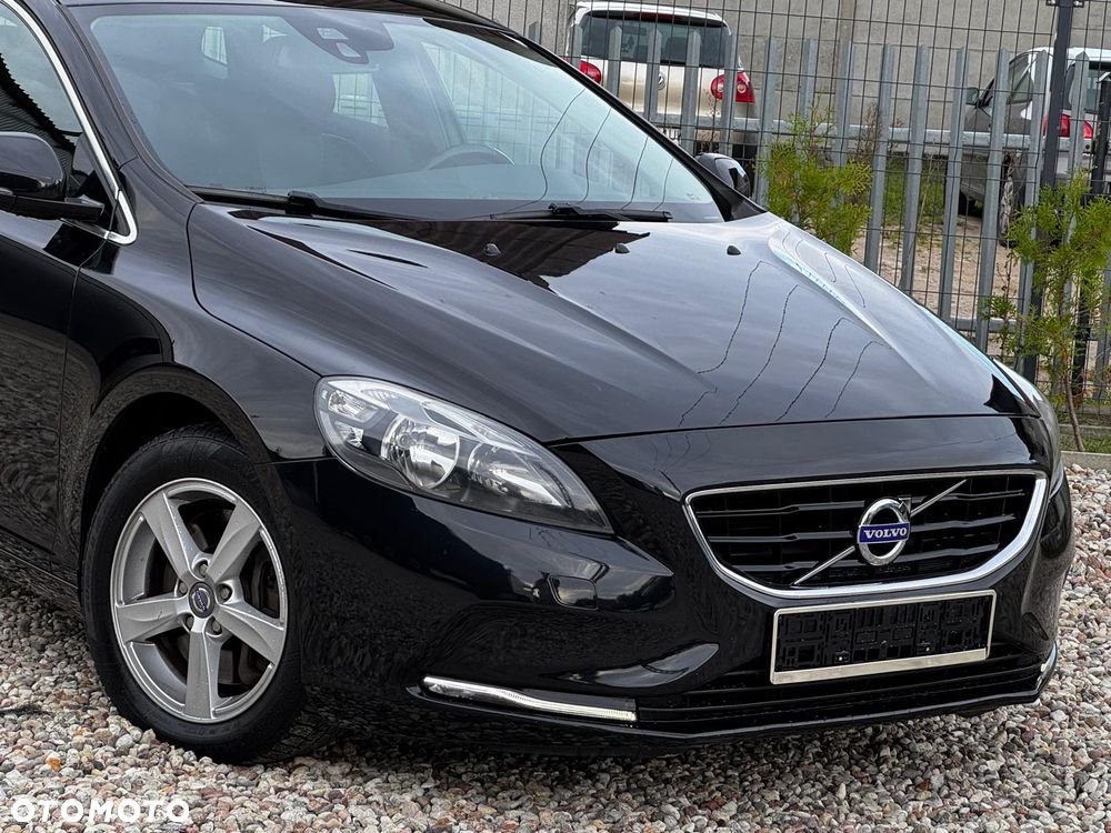 Volvo V40 D4 Inscription - 9