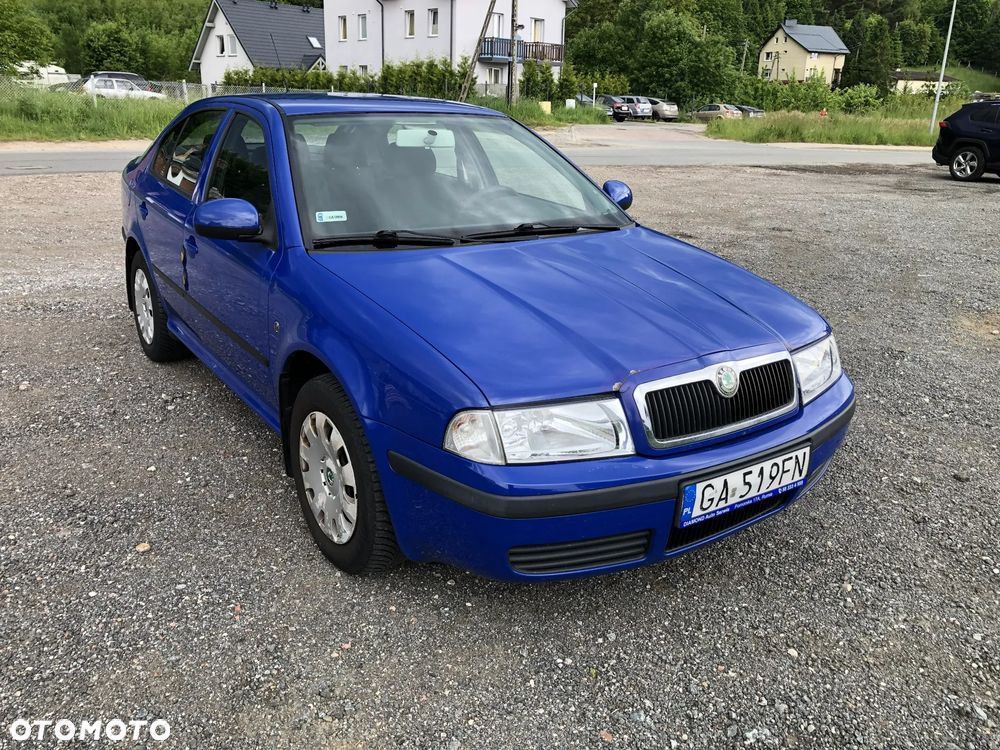 Skoda Octavia 1.6 Tour Classic - 1