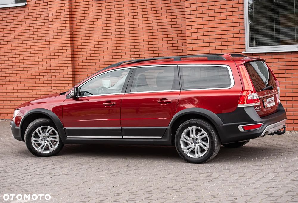 Volvo XC 70 D5 AWD Momentum - 17