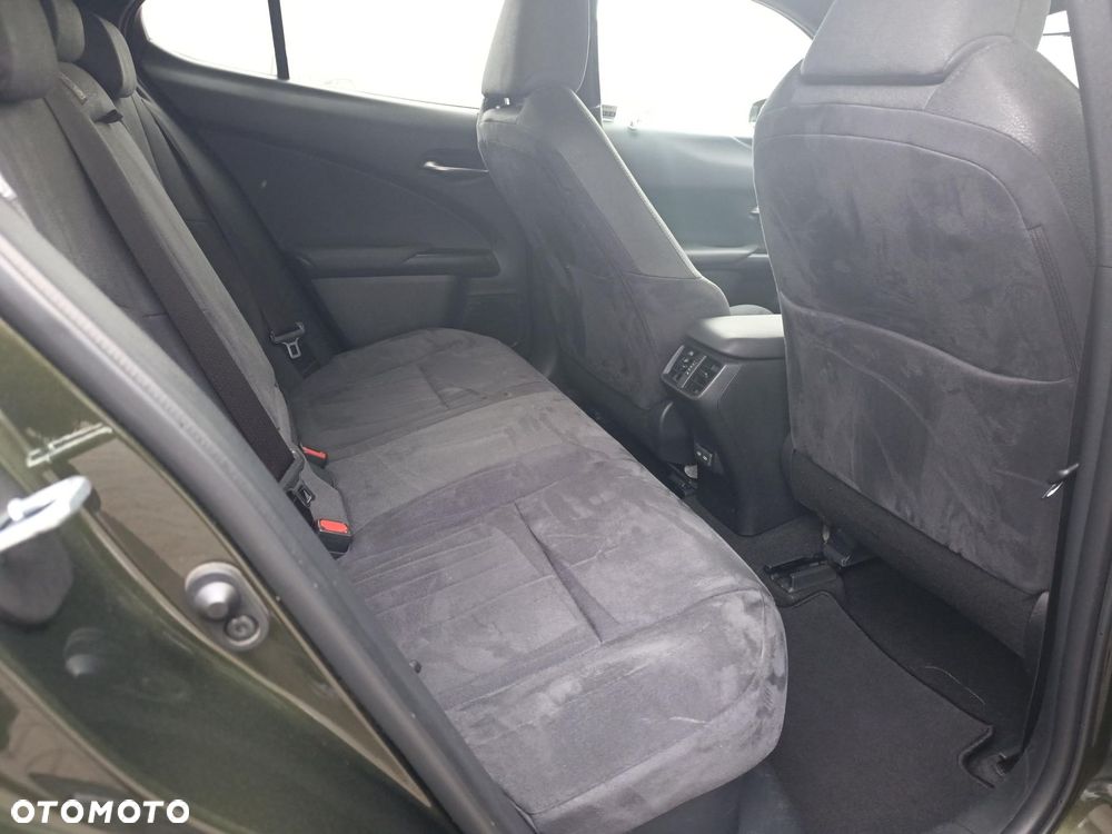 Lexus UX 250h GPF Business 2WD - 14
