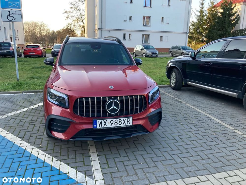 Mercedes-Benz GLB 250 4-Matic AMG Line 8G-DCT - 2