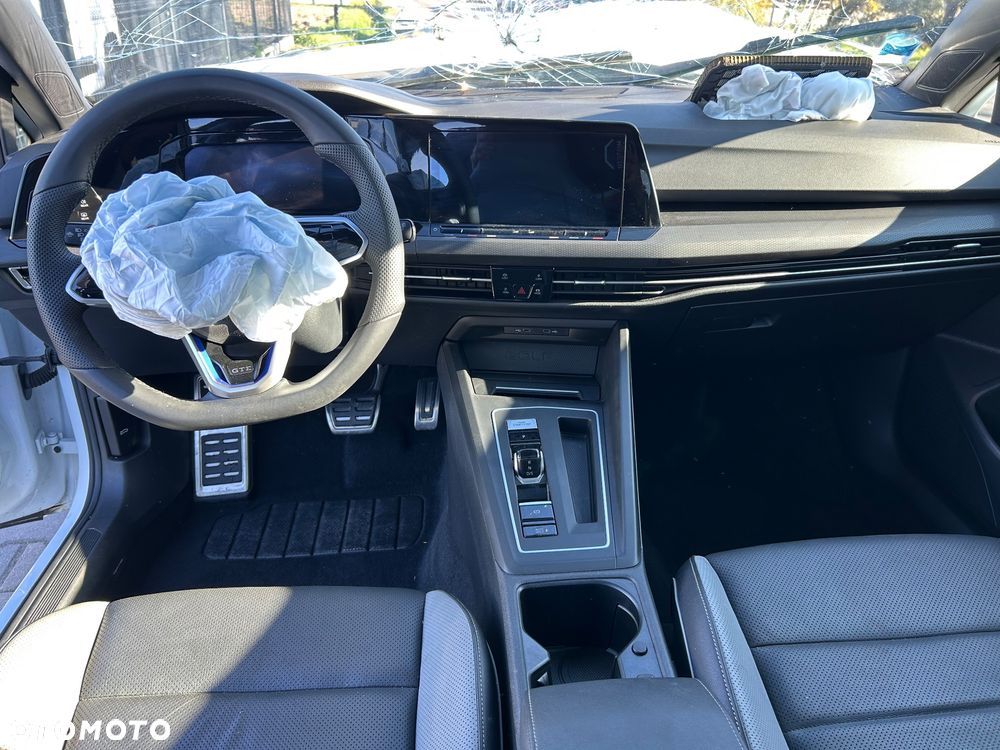 Volkswagen Golf 1.4 eHybrid OPF DSG GTE - 34