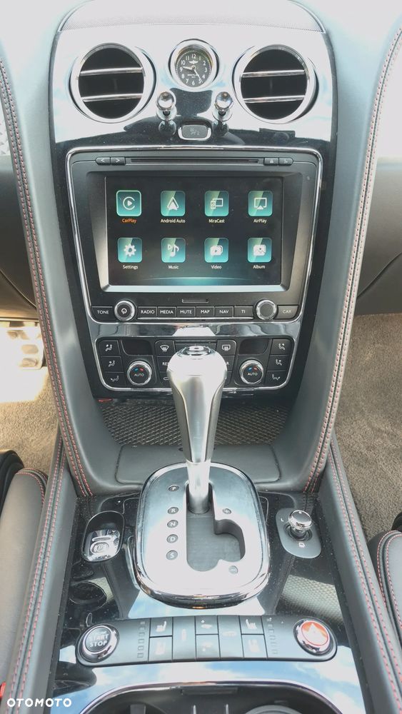 Bentley Continental GT V8 S - 28