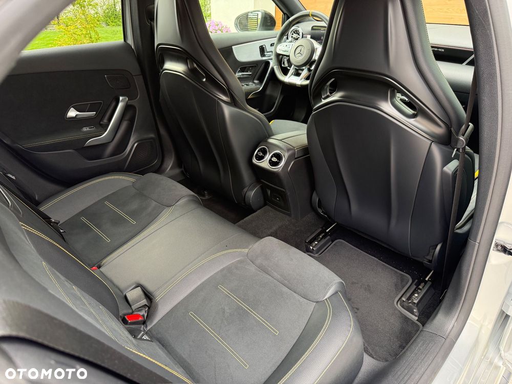 Mercedes-Benz Klasa A 45 S AMG 4-Matic 8G-DCT - 24