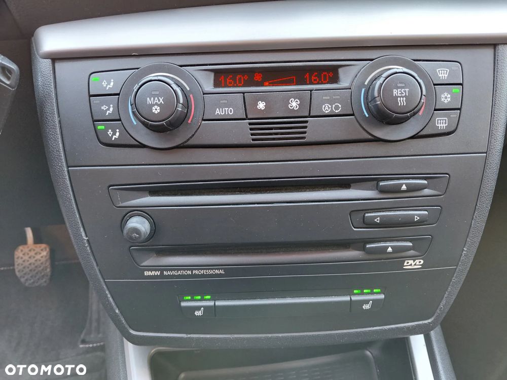 BMW Seria 1 - 22