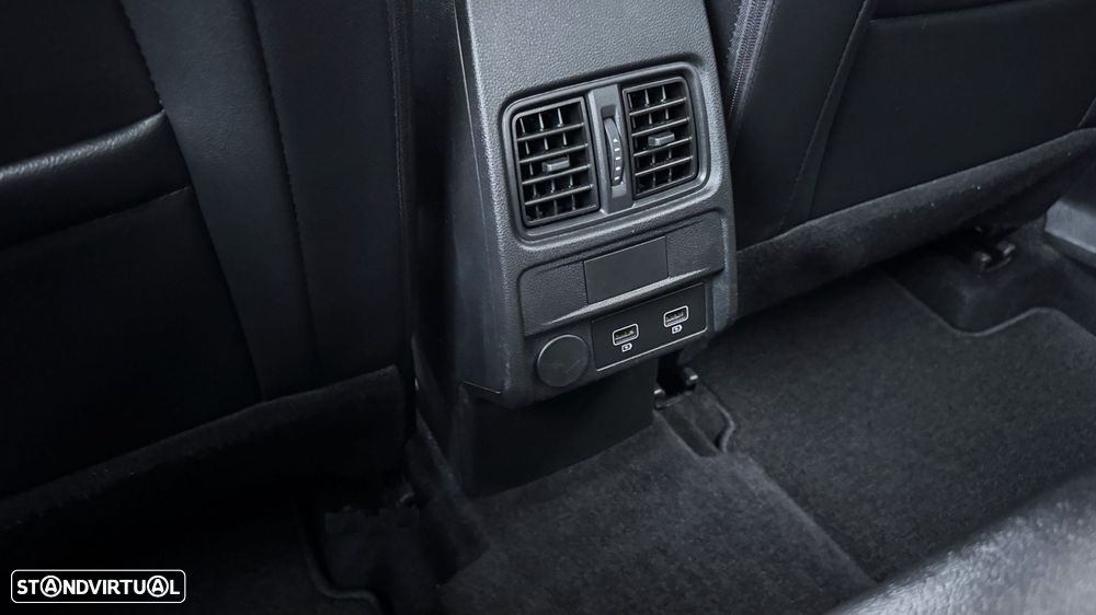 Renault Arkana 1.6 E-Tech Intens - 28
