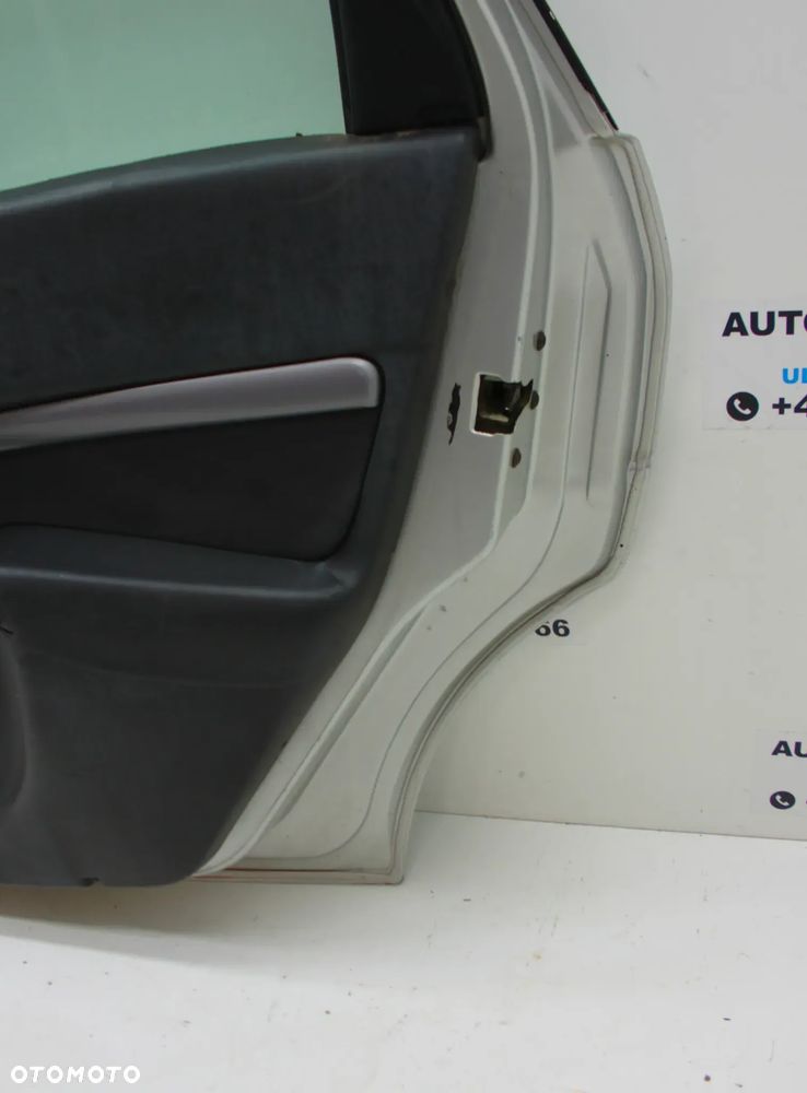 Ford Focus MK1 Kombi Drzwi Prawy Tył 08 - 8