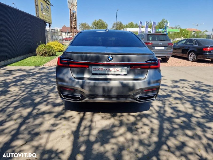 BMW Seria 7 730Ld xDrive - 12