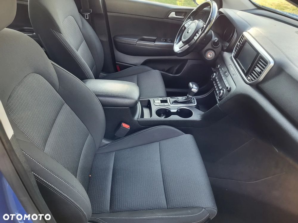 Kia Sportage 1.6 CRDI AWD DCT SPIRIT - 19