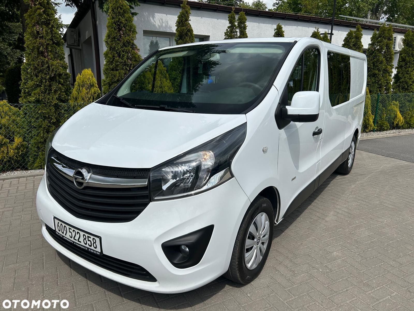 Opel Vivaro L2H1 2,9t Elegance Premium - 1