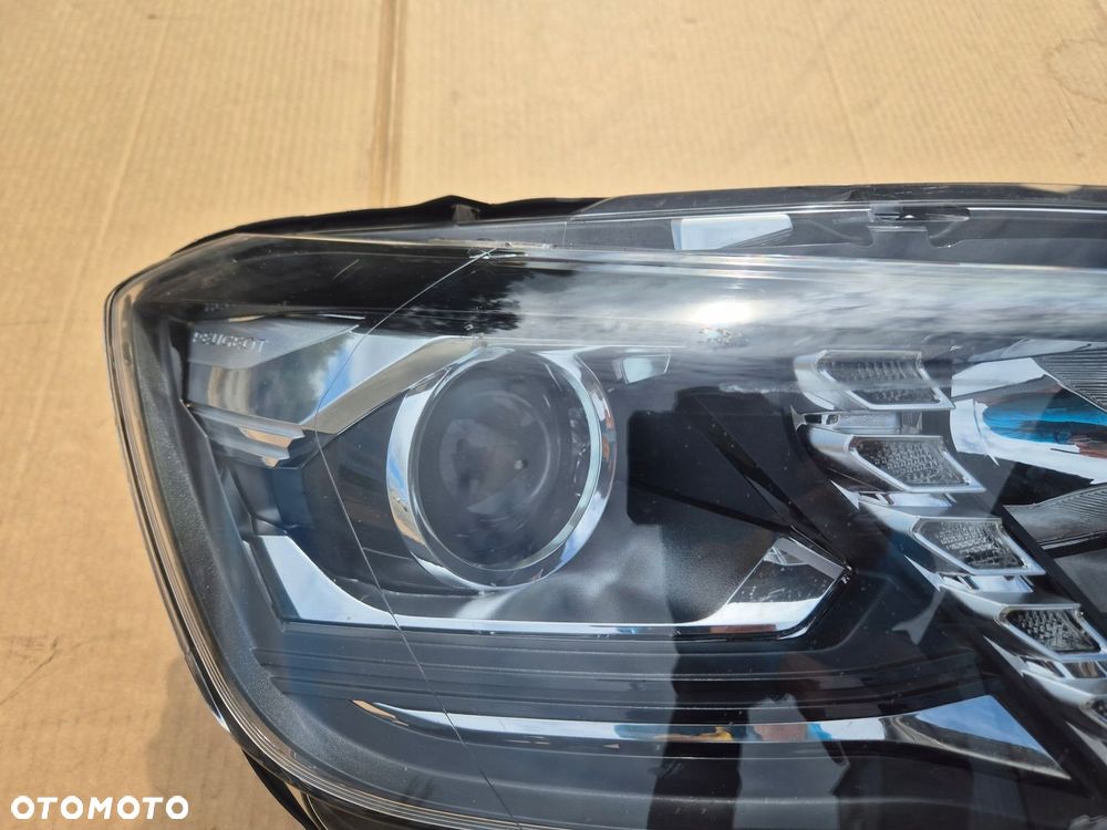 Peugeot Rifter lampa prawa.Soczewka H7.LED. OE. - 2
