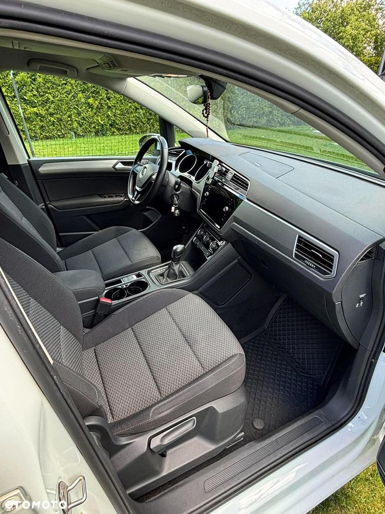 Volkswagen Touran 1.5 TSI EVO Comfortline DSG - 10