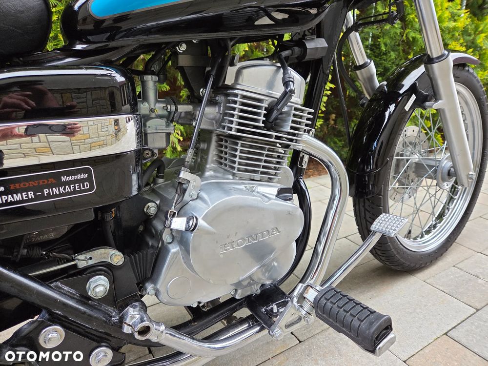 Honda CA - 19