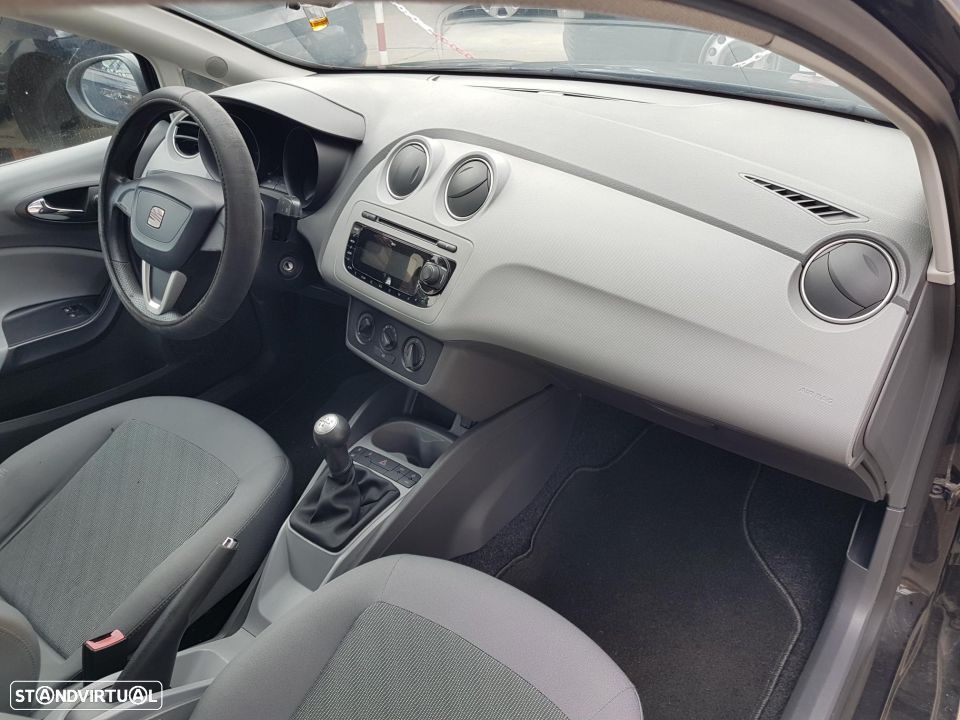 Seat Ibiza 1.4 Tdi para peças - 3