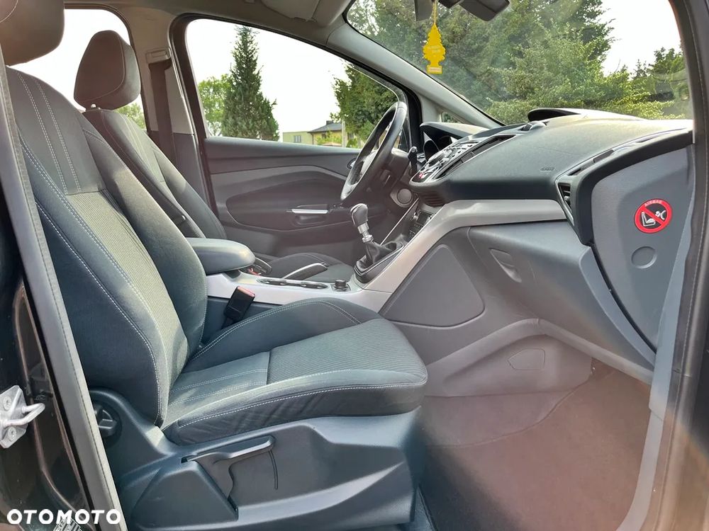 Ford C-MAX 2.0 TDCi Titanium - 24