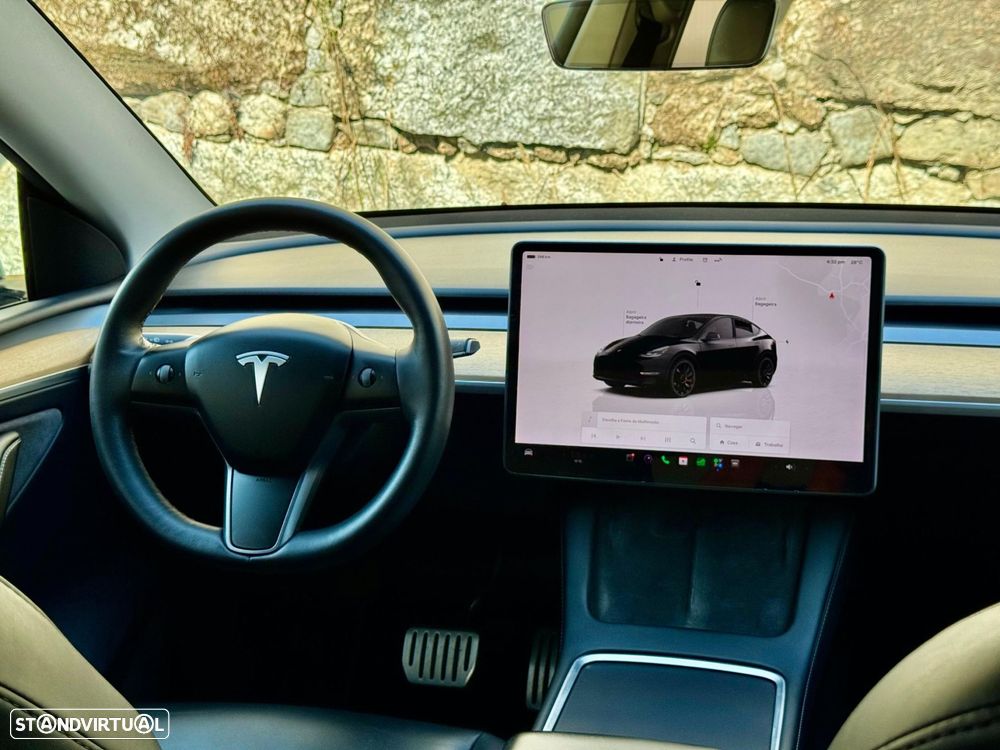 Tesla Model Y Performance Dual Motor AWD - 44