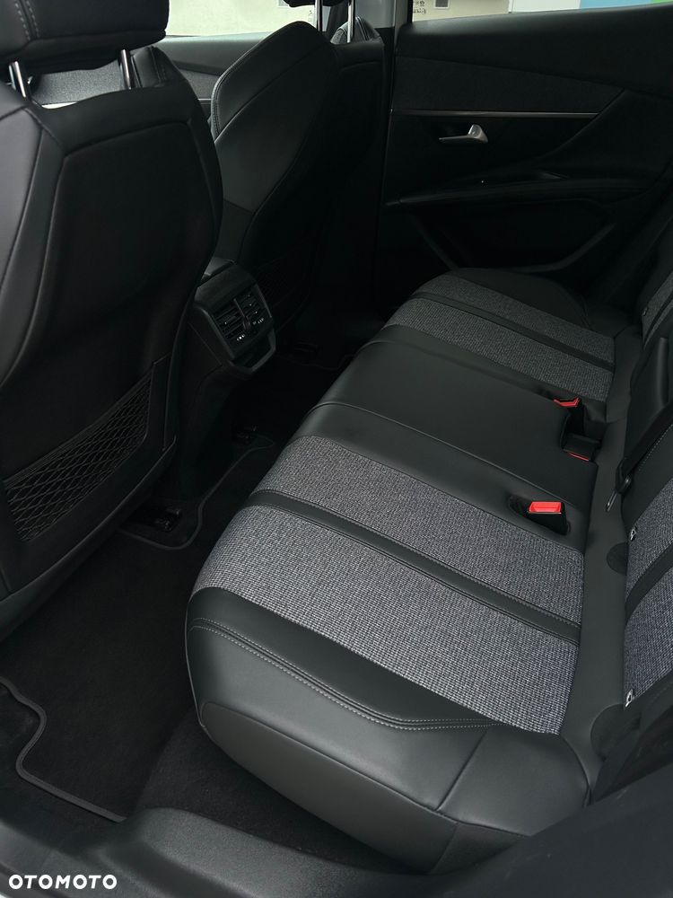 Peugeot 3008 PureTech 130 Stop & Start GPF EAT8 Allure - 28