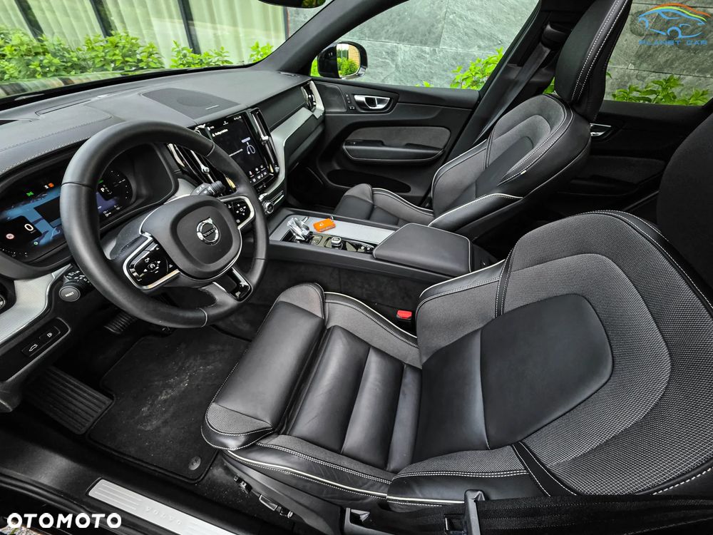 Volvo XC 60 T6 Plug-In Hybrid AWD Inscription - 14
