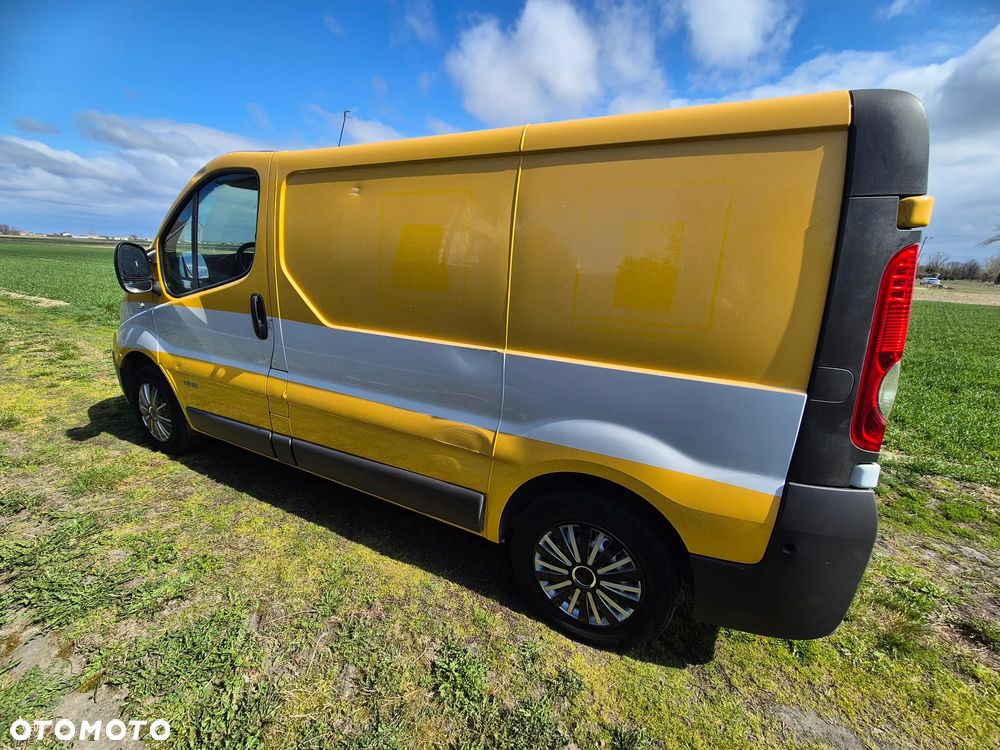 Renault Trafic - 2