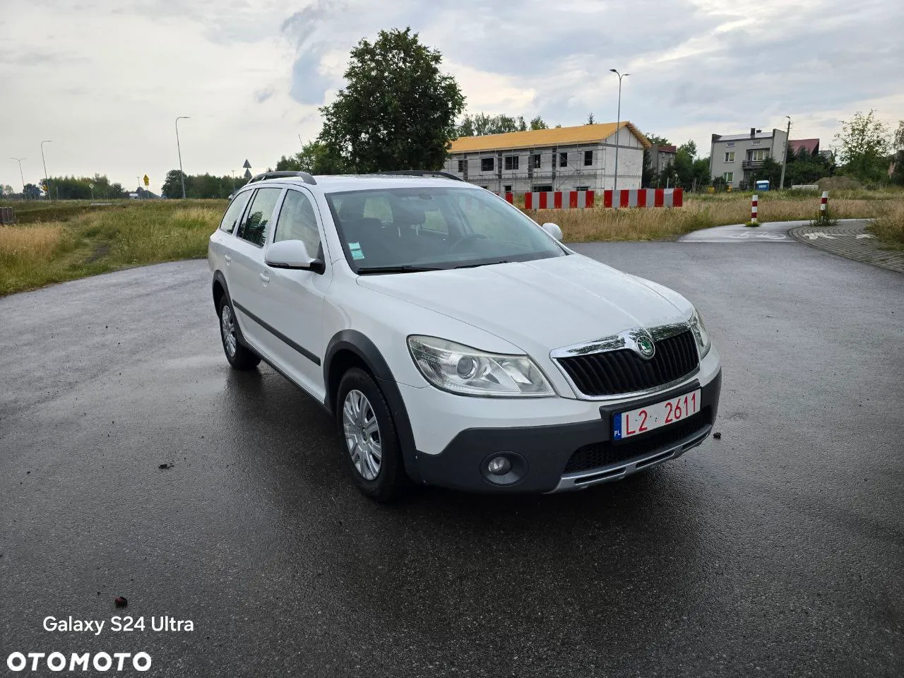 Skoda Octavia Combi 2.0 TDI DPF 4x4 Scout - 9