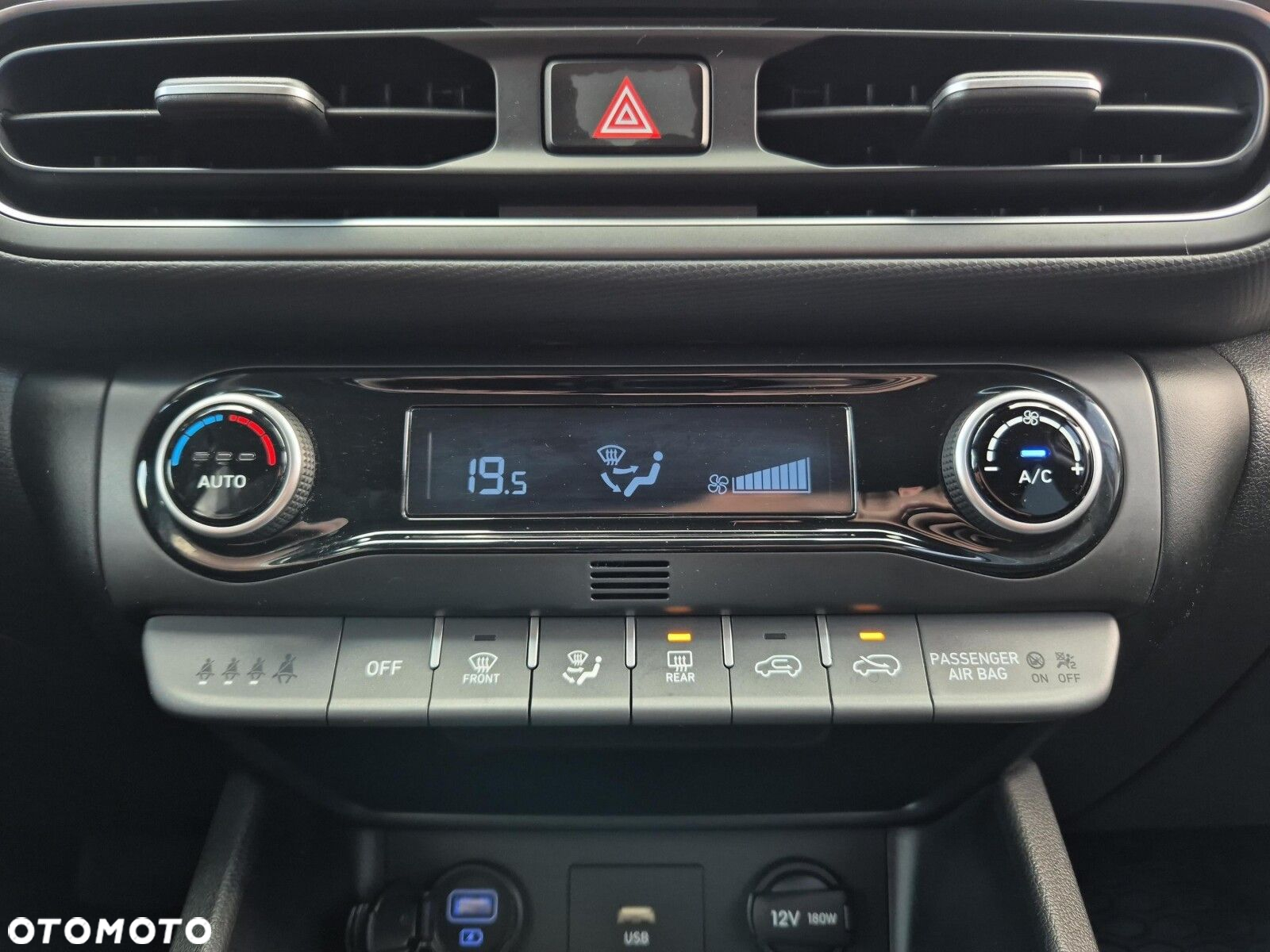 Hyundai Kona 1.0 T-GDI Smart DCT - 23