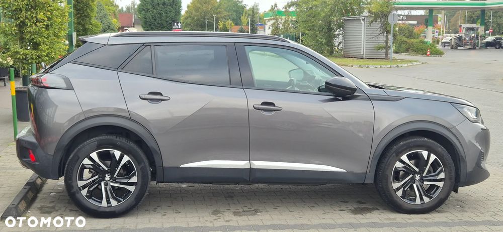 Peugeot 2008 PureTech 130 Allure S&S EAT8 - 36