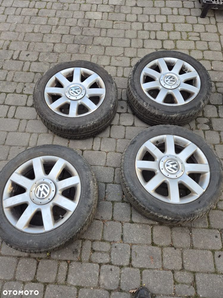 Volkswagen Touran 2.0 TDI Highline - 8