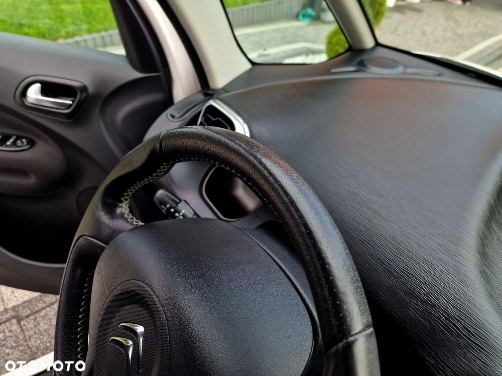 Citroën C3 Picasso 1.6i Exclusive - 19