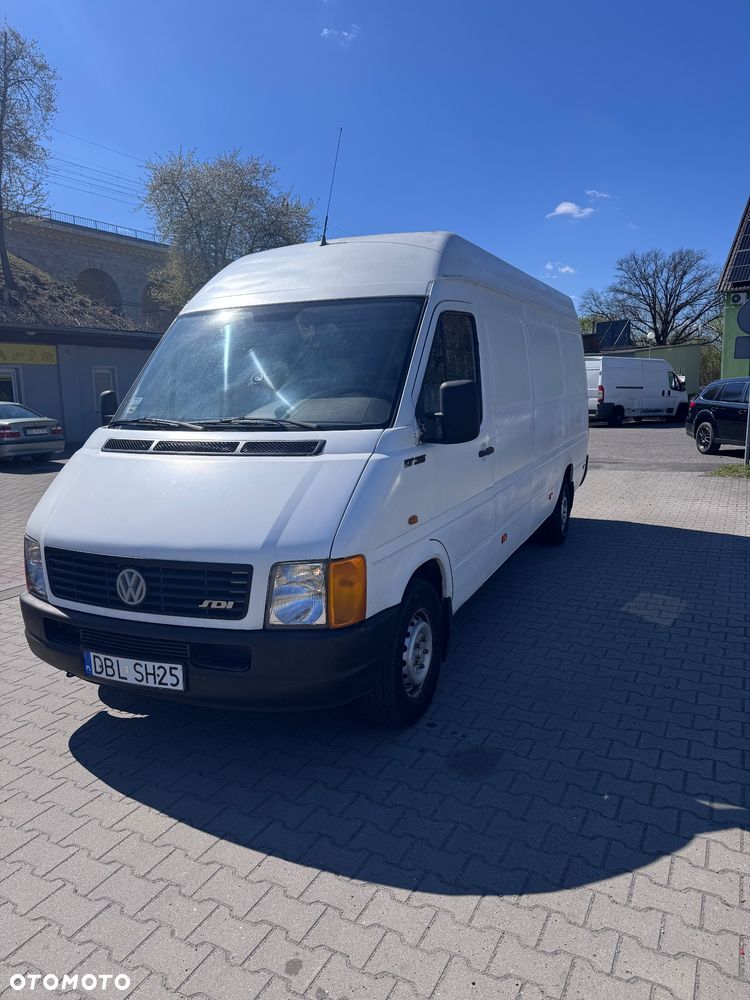 Volkswagen LT - 1