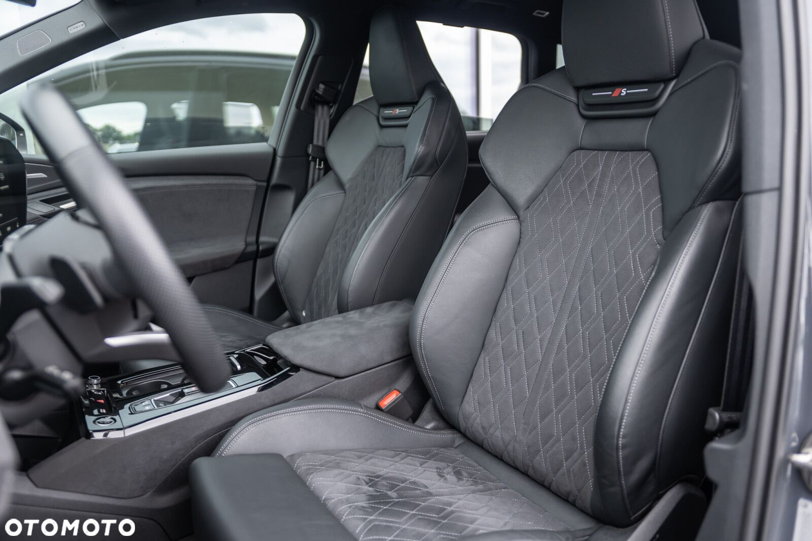 Audi Q6 e-tron - 9
