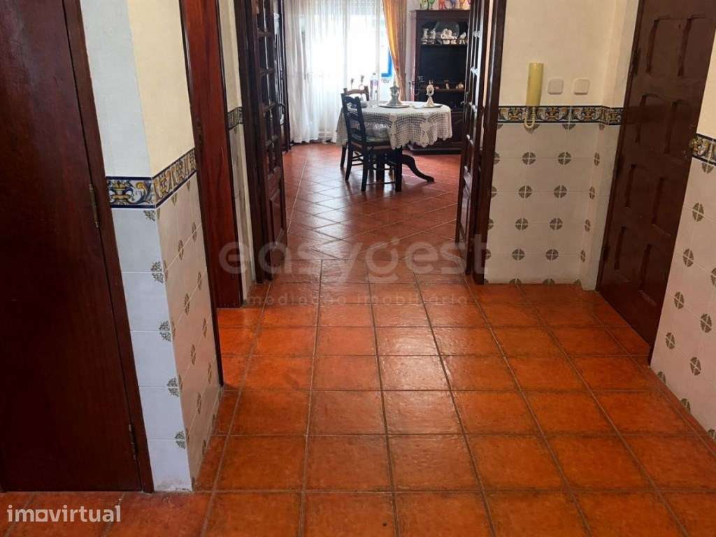 Apartamento T3 em rés-do-chão em zona residencial de Beja - Grande imagem: 5/21