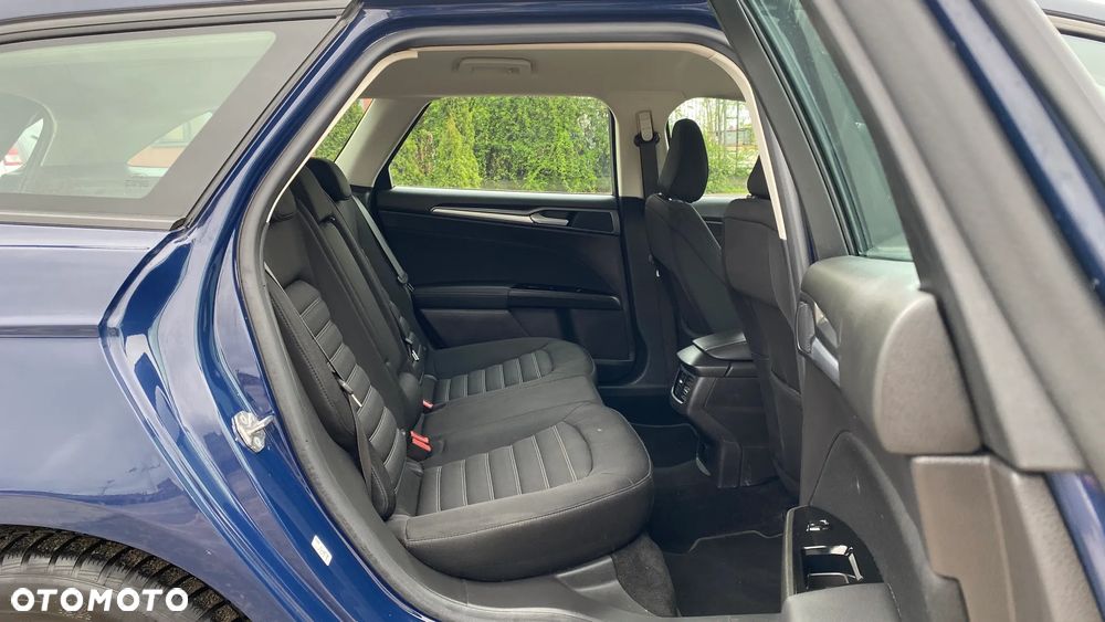 Ford Mondeo 2.0 TDCi Allrad Business Edition - 17