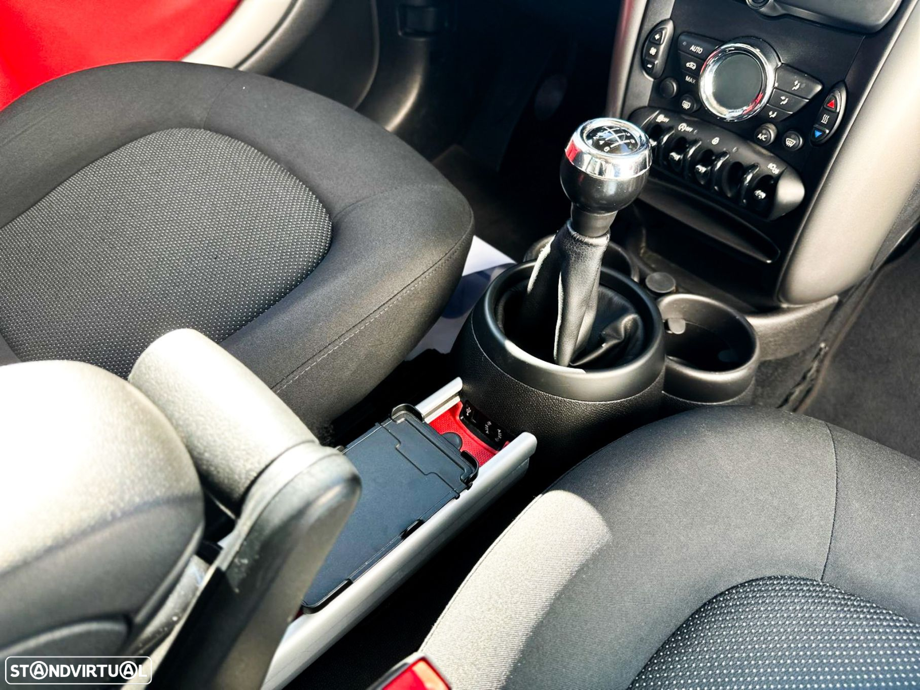 MINI Countryman One D - 11