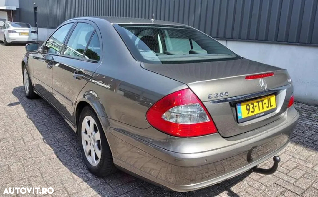 Mercedes-Benz E 200 CDI Automatik Classic BusinessEDITION - 17