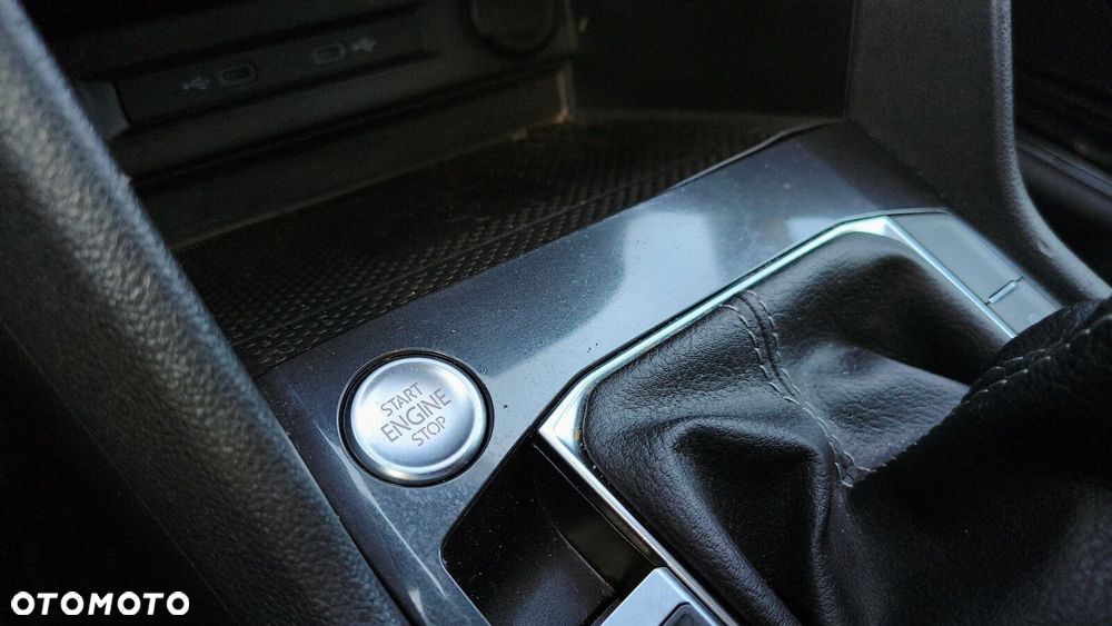 Volkswagen Tiguan - 29
