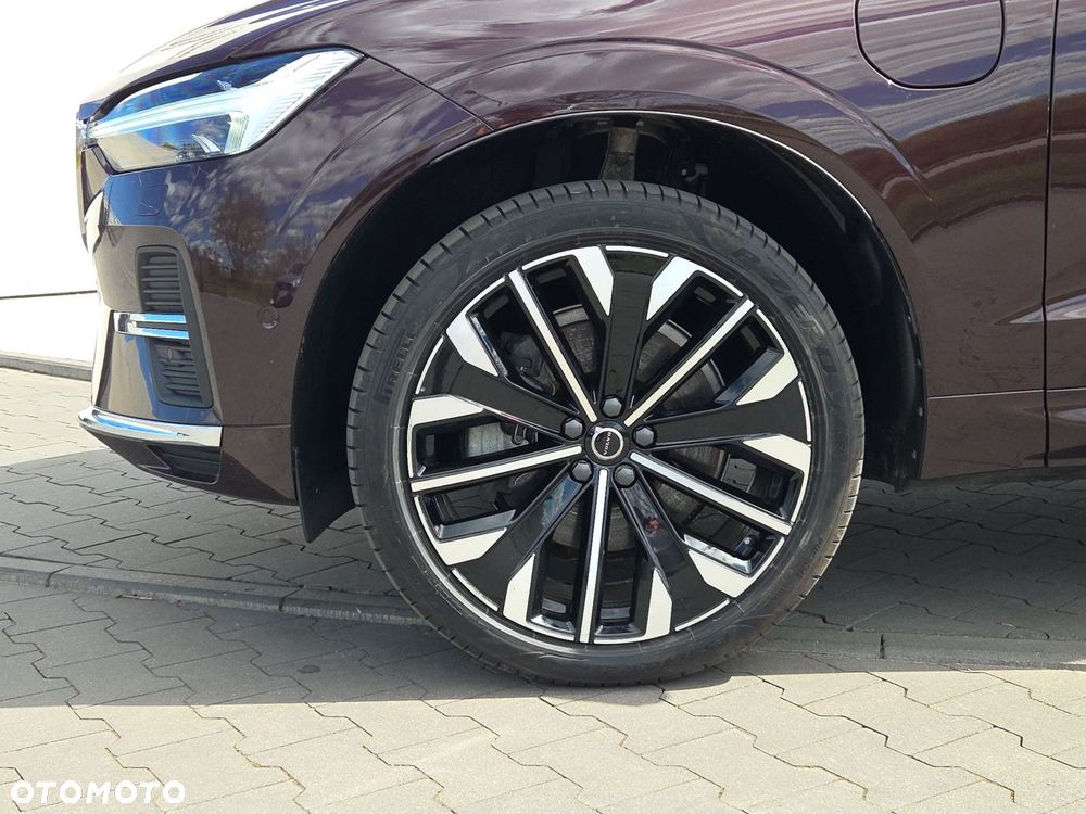 Volvo XC 60 T6 Plug-In Hybrid AWD Ultra Bright - 28