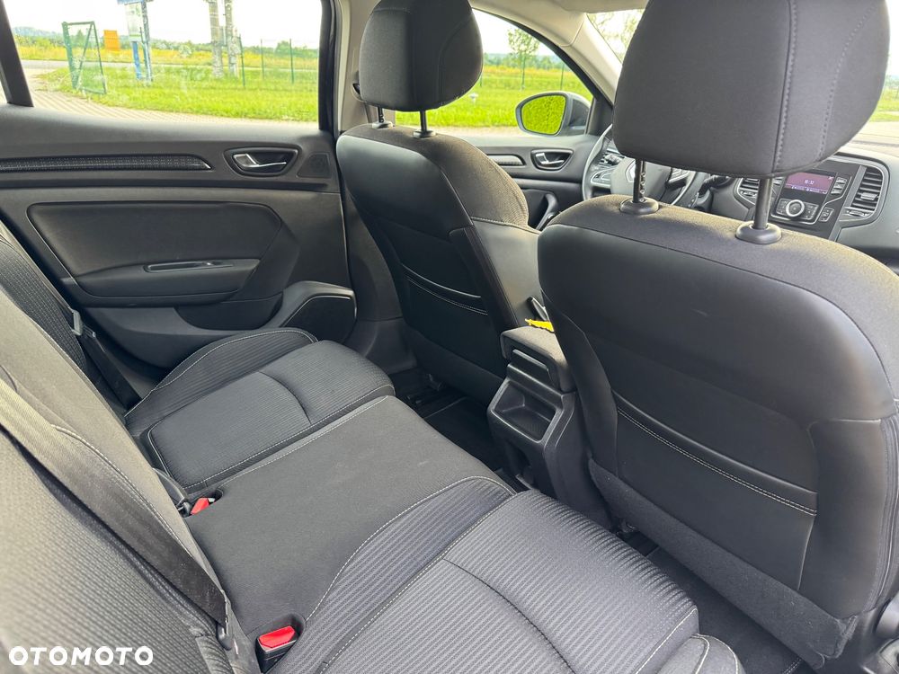 Renault Megane 1.2 Energy TCe Business - 21