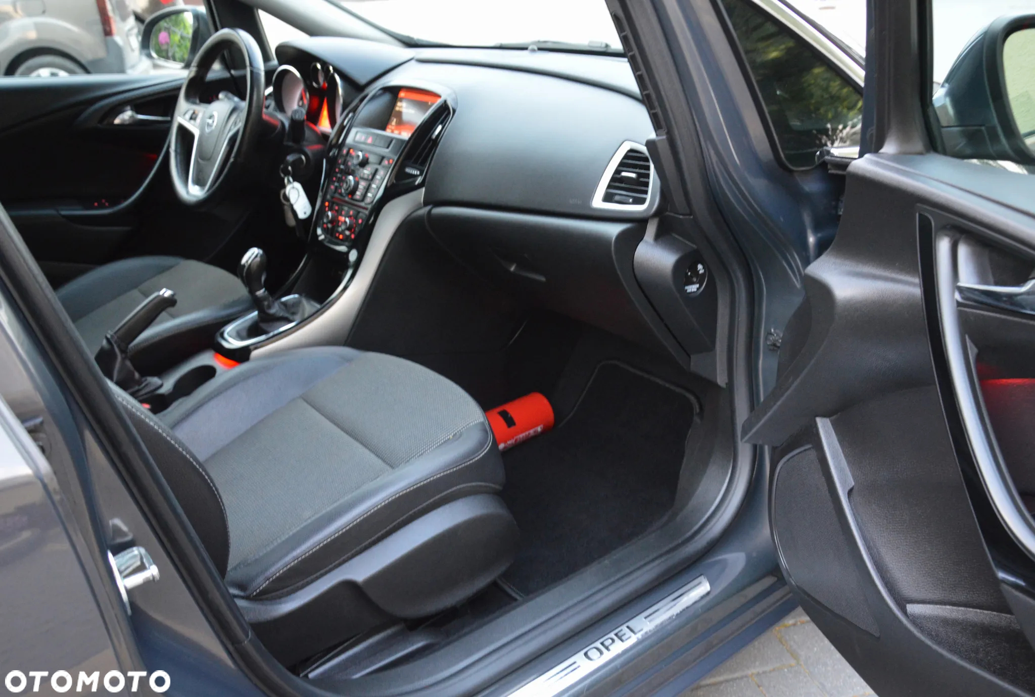Opel Astra IV 1.6 CDTI Cosmo - 31
