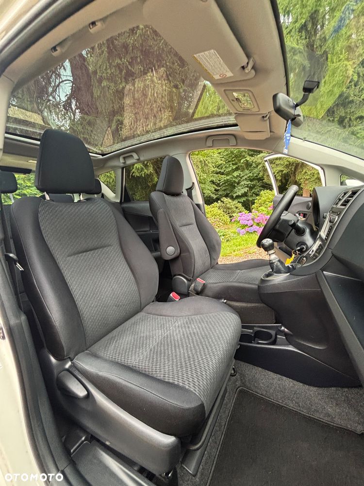 Toyota Verso S 1.33 Premium - 26
