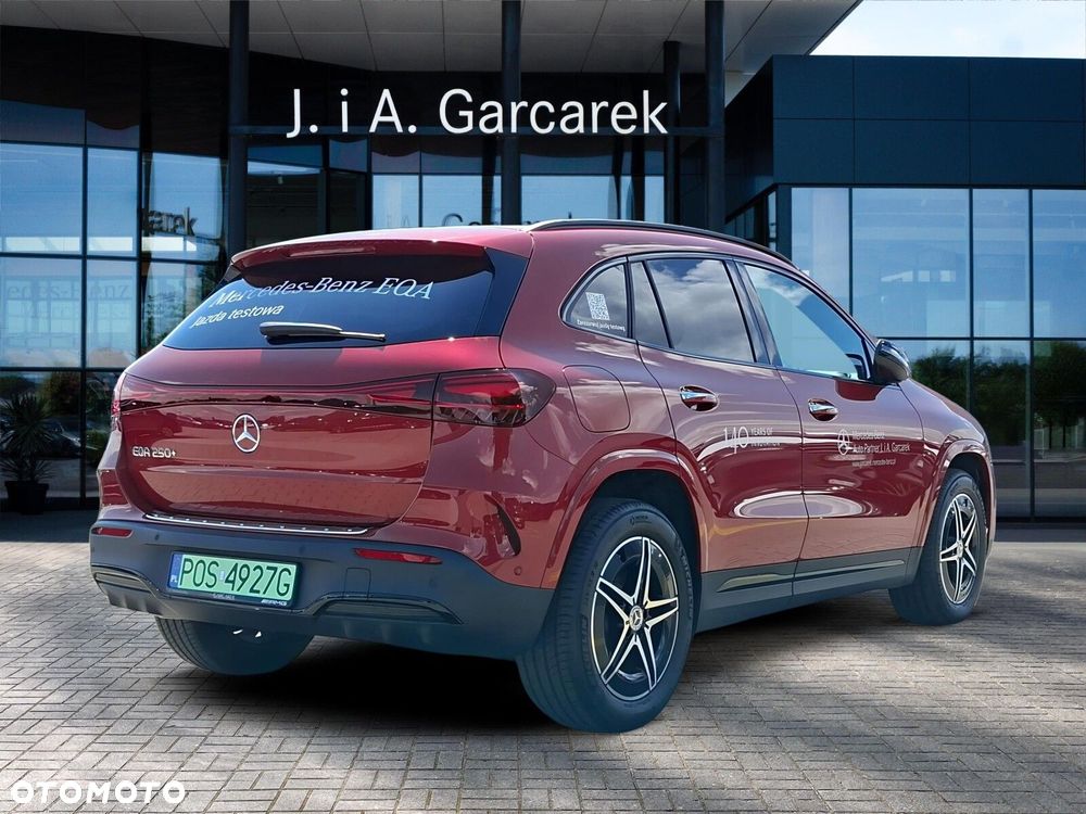 Mercedes-Benz EQA - 6