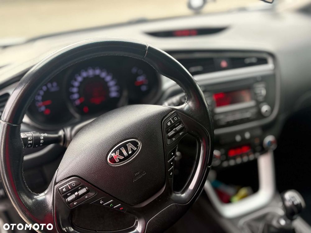 Kia Ceed 1.6 CRDi M - 6